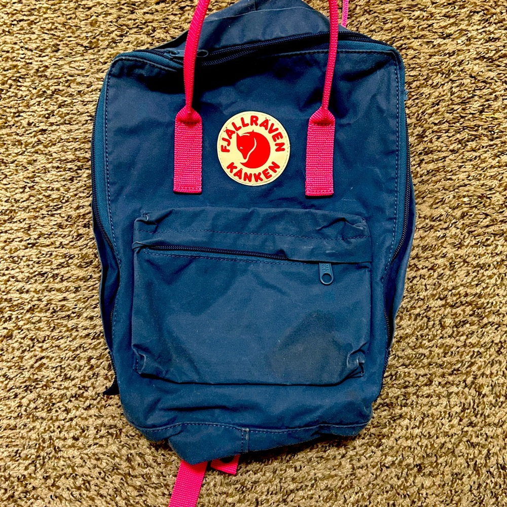 Gently used medium sized Fjallraven backpack